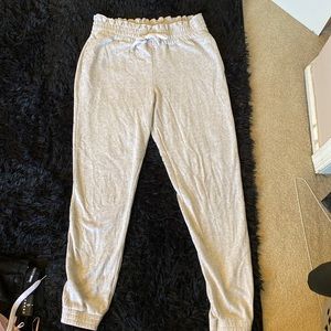 Hollister joggers